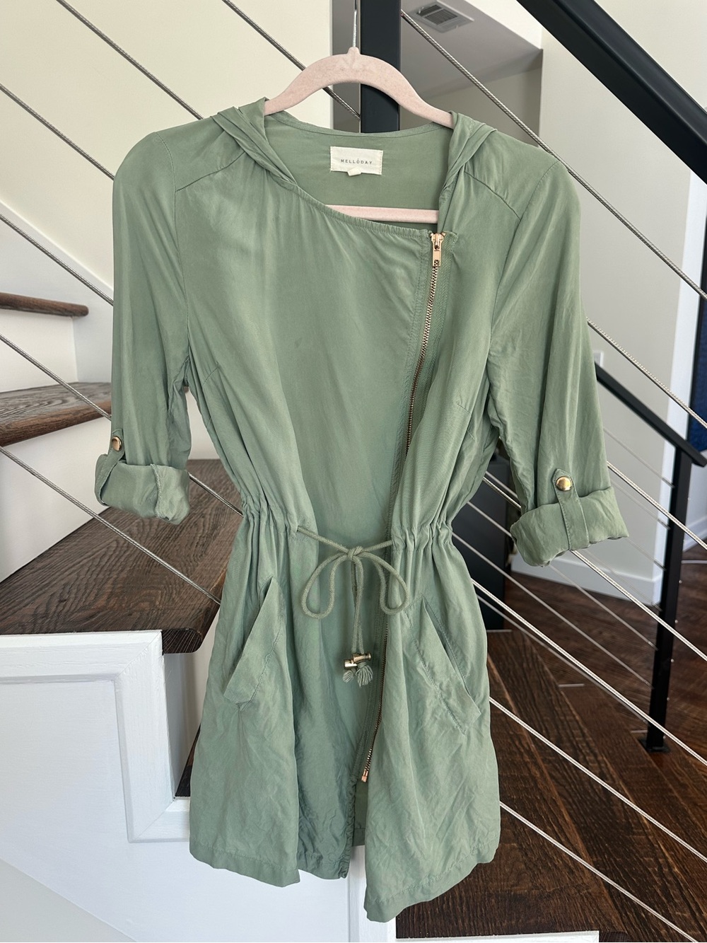 Melloday Sage Green Hooded
Utility Jacket | Roll-Tab Sleeves | Size XS